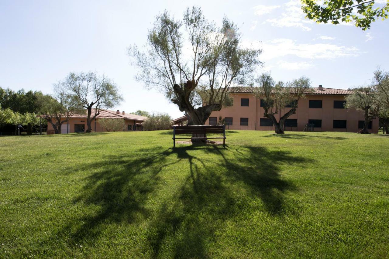 Hotel Casa Santa Elena à Solíus Extérieur photo